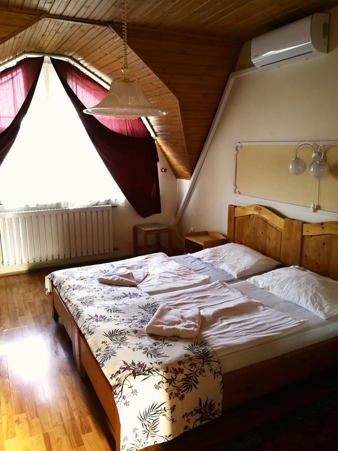 Hotel Korona Hajdúszoboszló Exterior foto