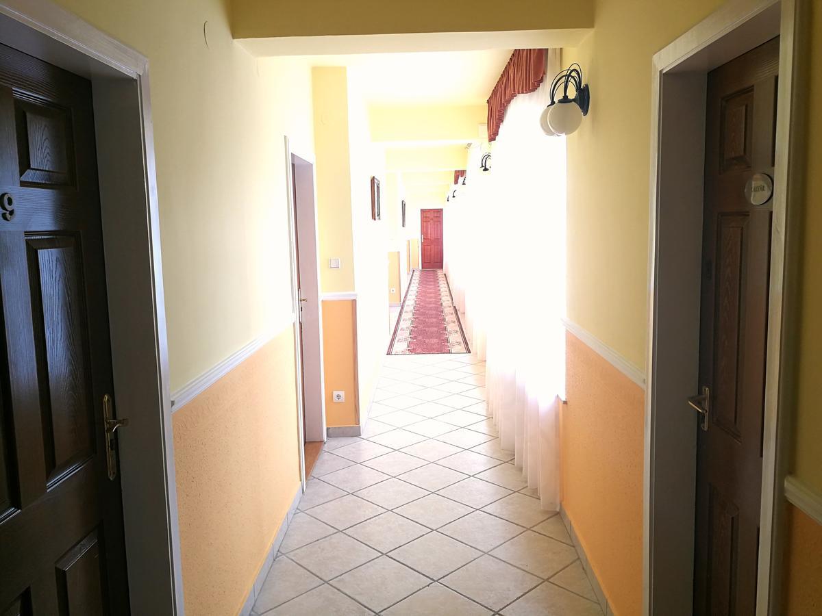 Hotel Korona Hajdúszoboszló Exterior foto