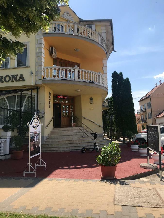 Hotel Korona Hajdúszoboszló Exterior foto